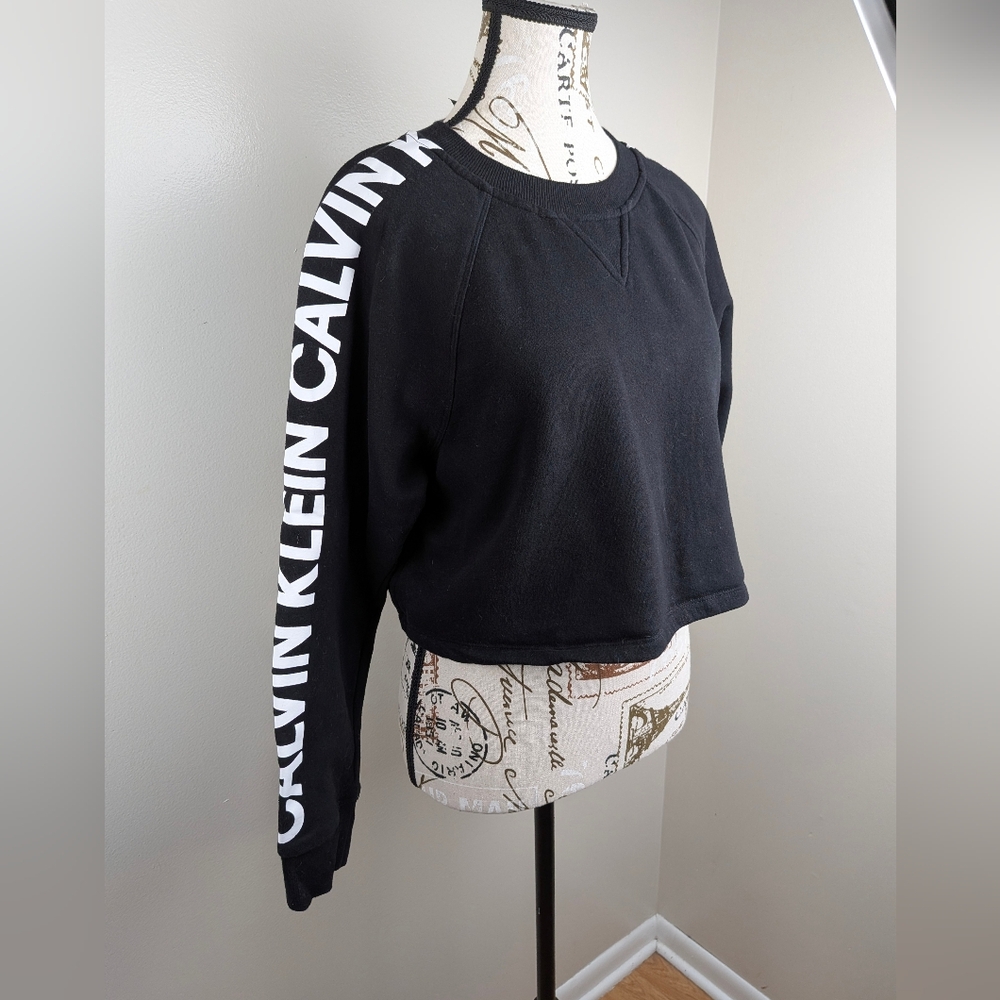 Calvin Klein Women's Black Cropped Performance Sweatshirt Streetwear Spell Out - Picture 12 of 12